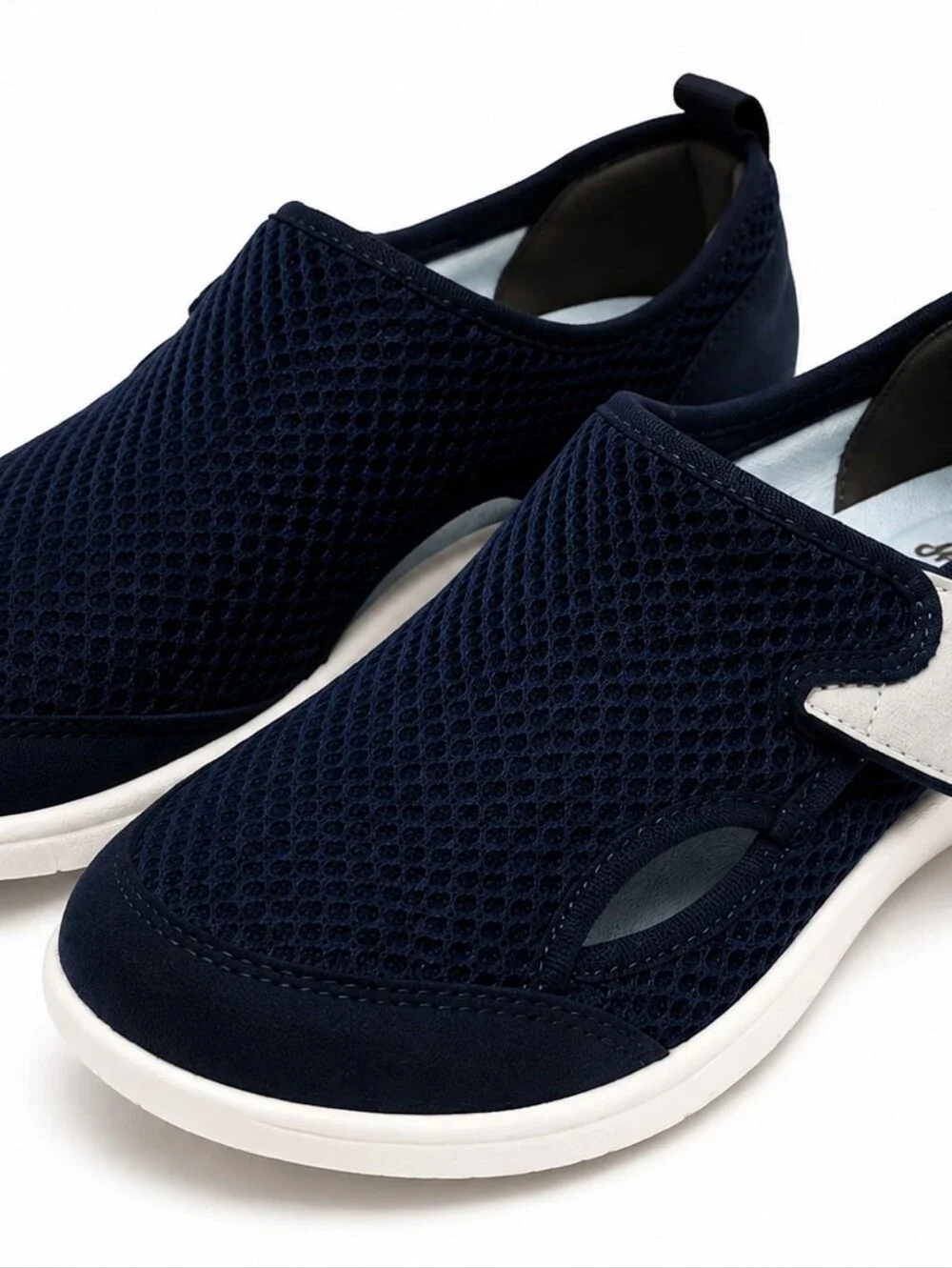 LeIsfIt Women’s Wide Diabetic Shoes for Swollen Feet Navy Size 11 – New